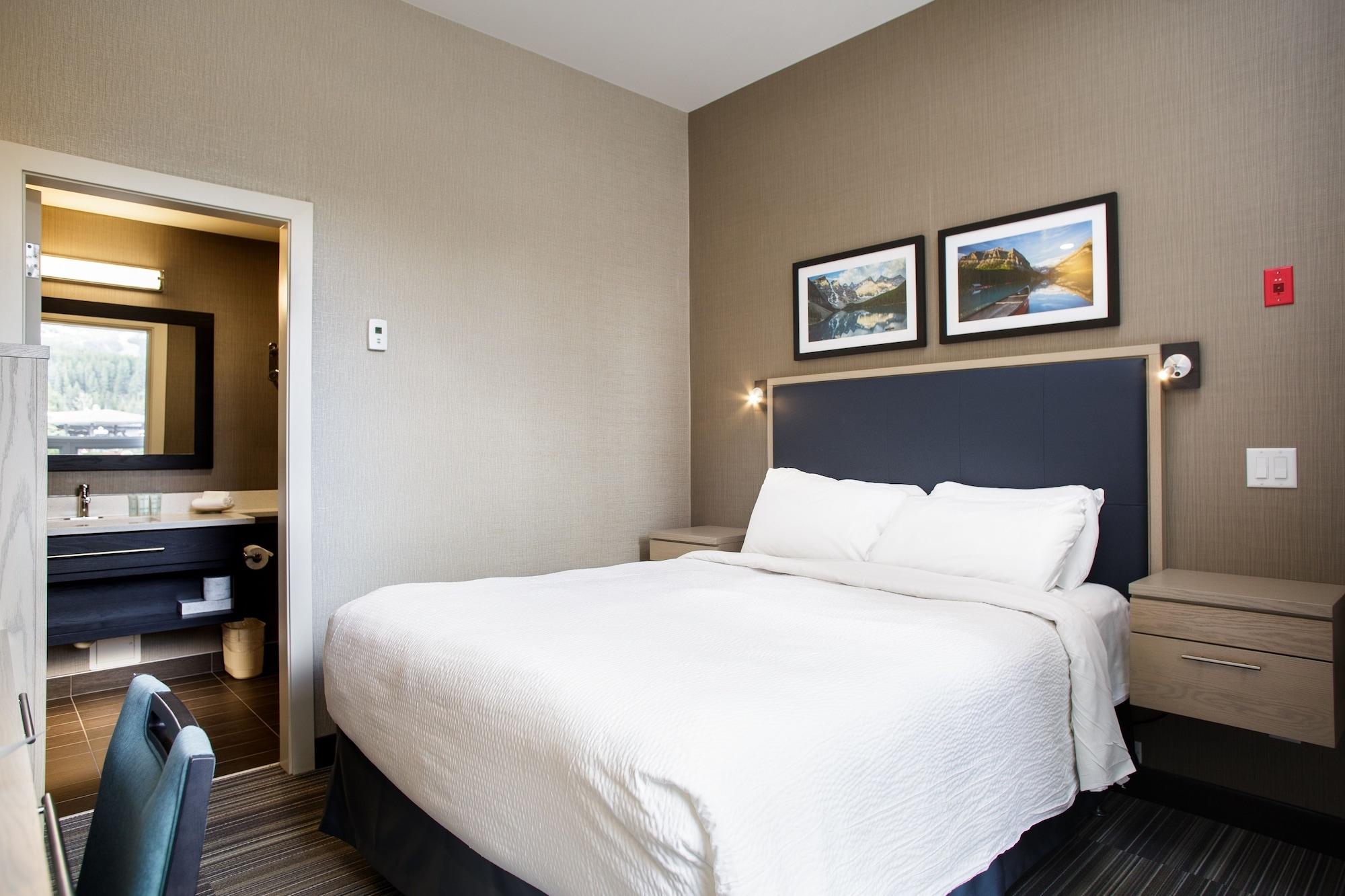 Mountaineer Lodge Lake Louise Εξωτερικό φωτογραφία