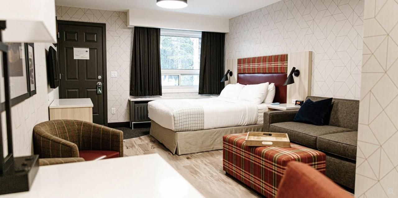 Mountaineer Lodge Lake Louise Εξωτερικό φωτογραφία