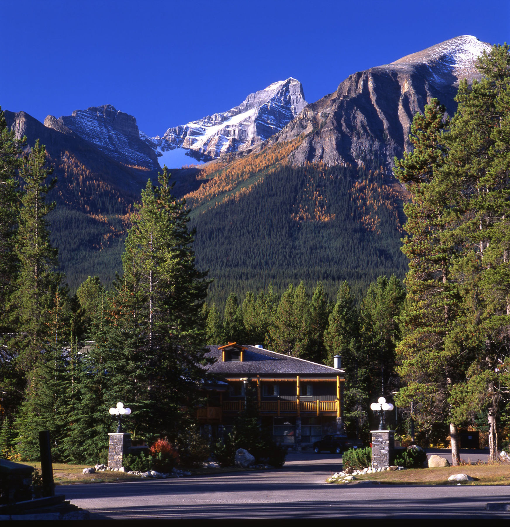 Mountaineer Lodge Lake Louise Εξωτερικό φωτογραφία
