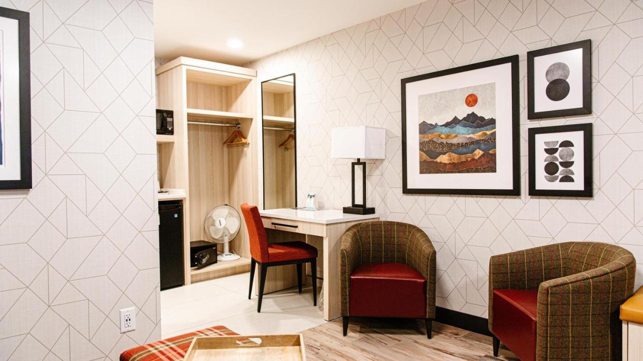 Mountaineer Lodge Lake Louise Εξωτερικό φωτογραφία