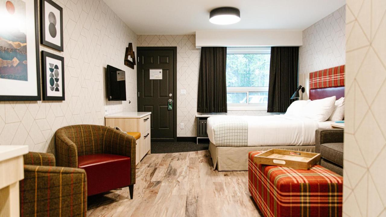 Mountaineer Lodge Lake Louise Εξωτερικό φωτογραφία